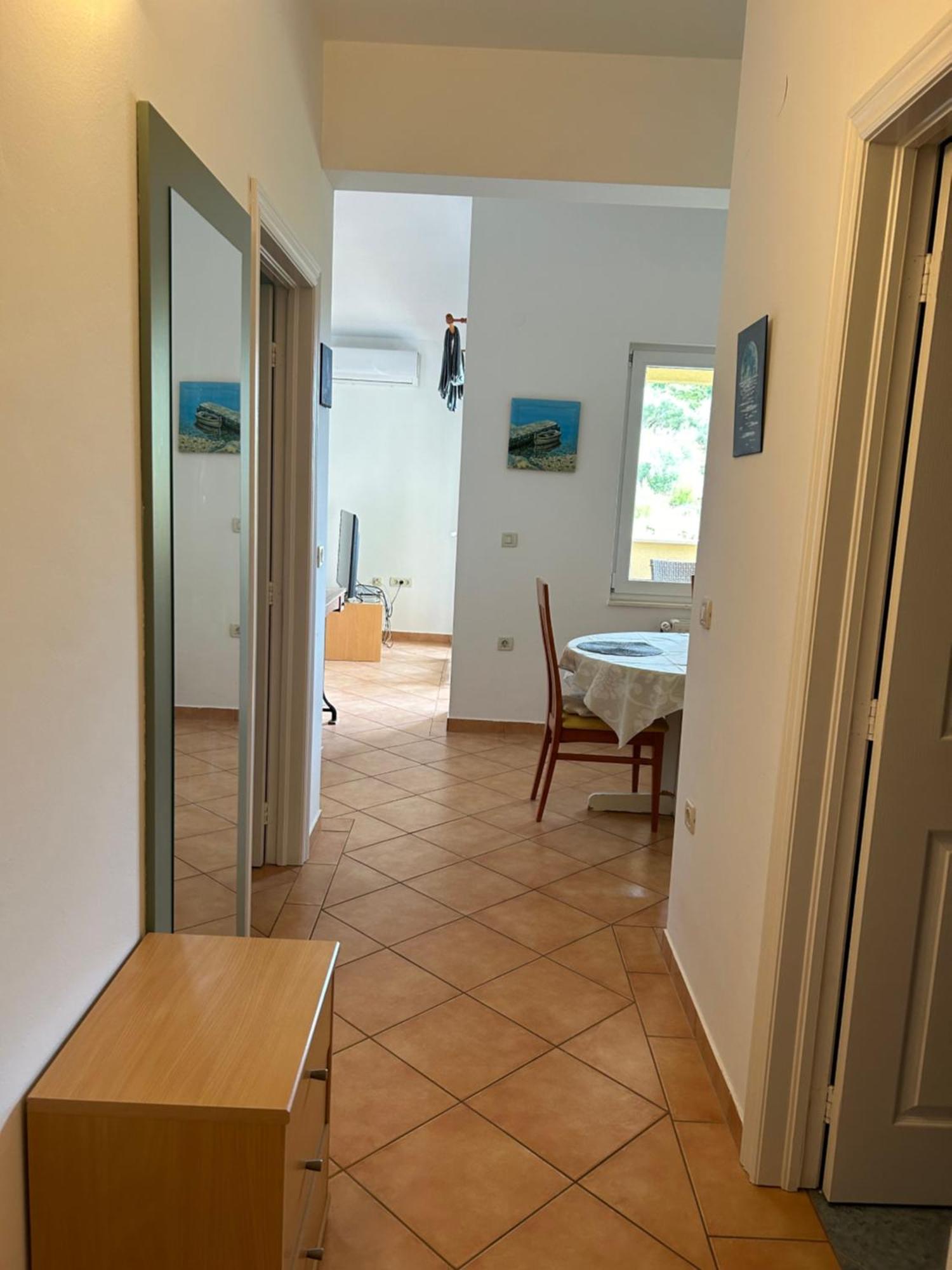 Apartment Mileta Makarska Eksteriør billede