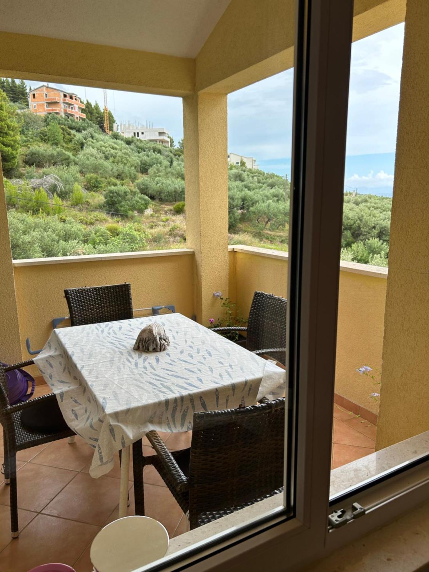 Apartment Mileta Makarska Eksteriør billede