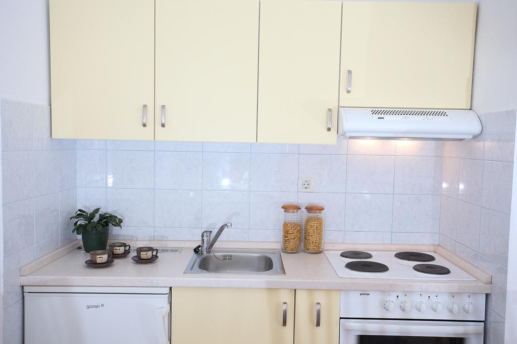 Apartment Mileta Makarska Eksteriør billede
